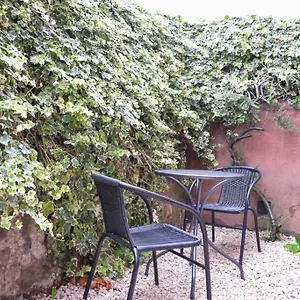 Lovely Sunny 2 Bed Coast Appartement