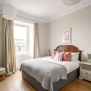 Apartment 2br New Town Castle View, EDI