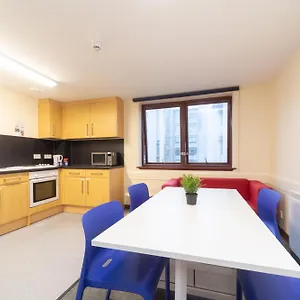 Apartment Joivy Economy 4 And 5 Bed Flats, Close To Old Town And Royal Mile - Adults Only, EDI