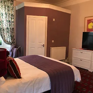 22 Chester Street Гостевой дом