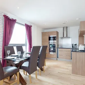 Apartment Stylish Penthouse, EDI